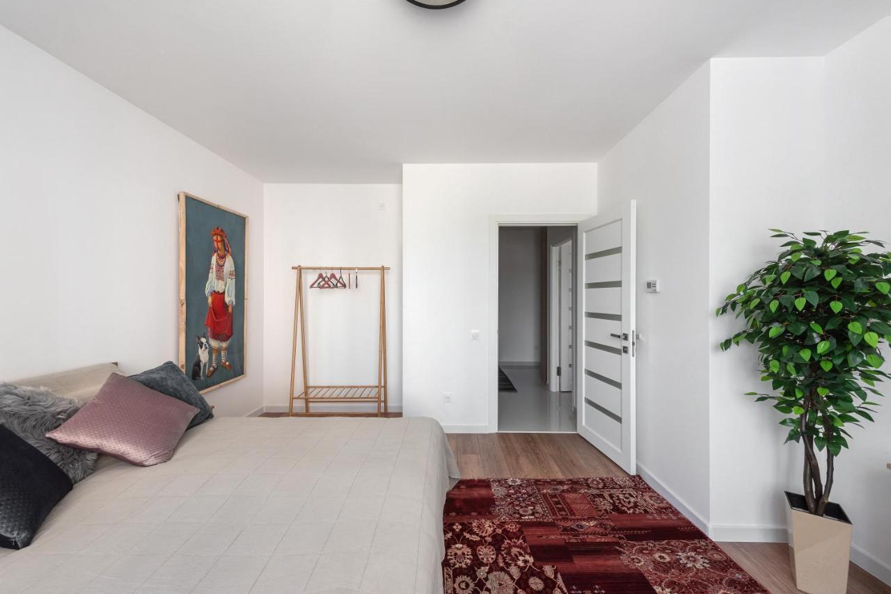 Luxury Apartment Slava Ukraini Ivano-Frankivsk Exterior photo