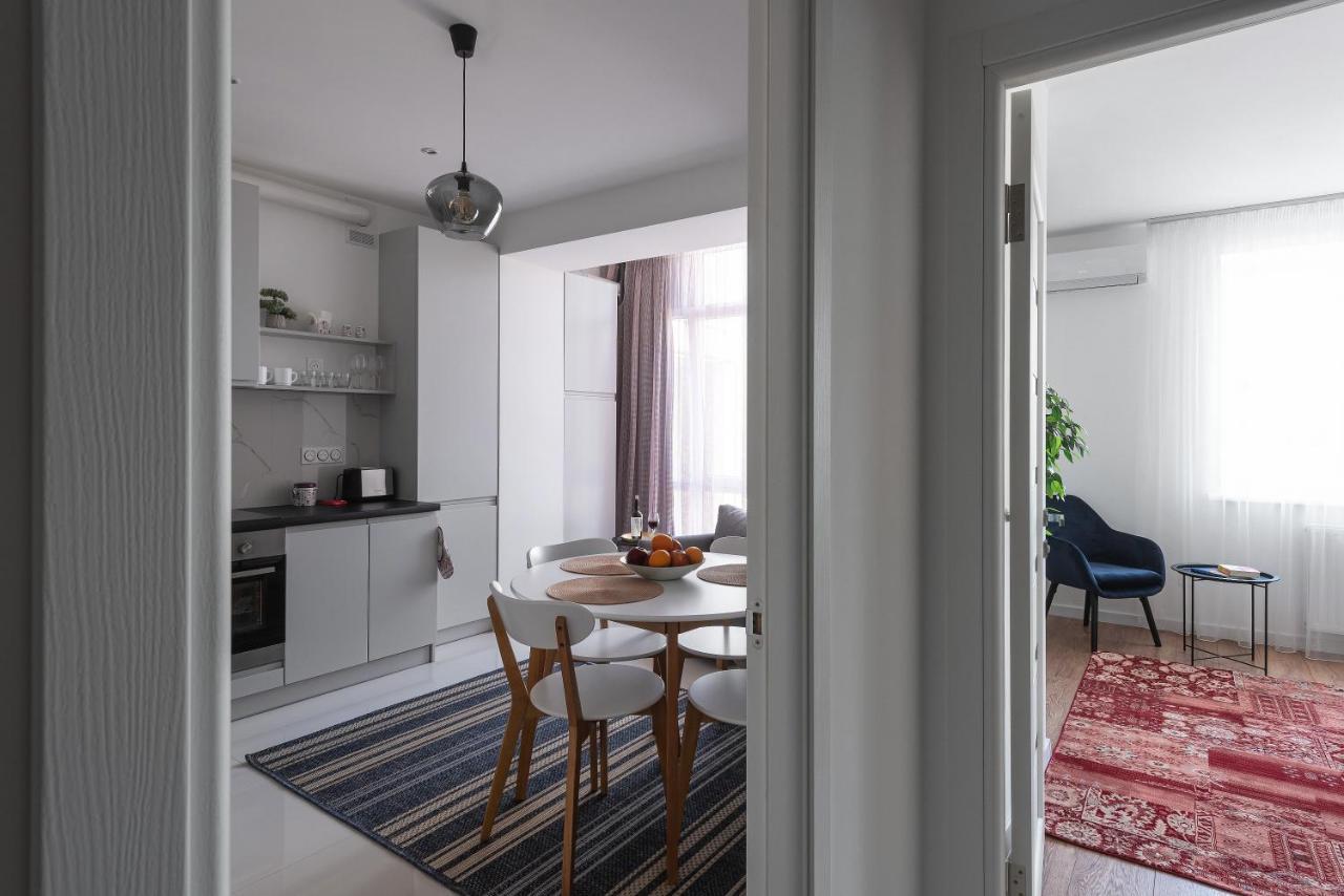 Luxury Apartment Slava Ukraini Ivano-Frankivsk Exterior photo